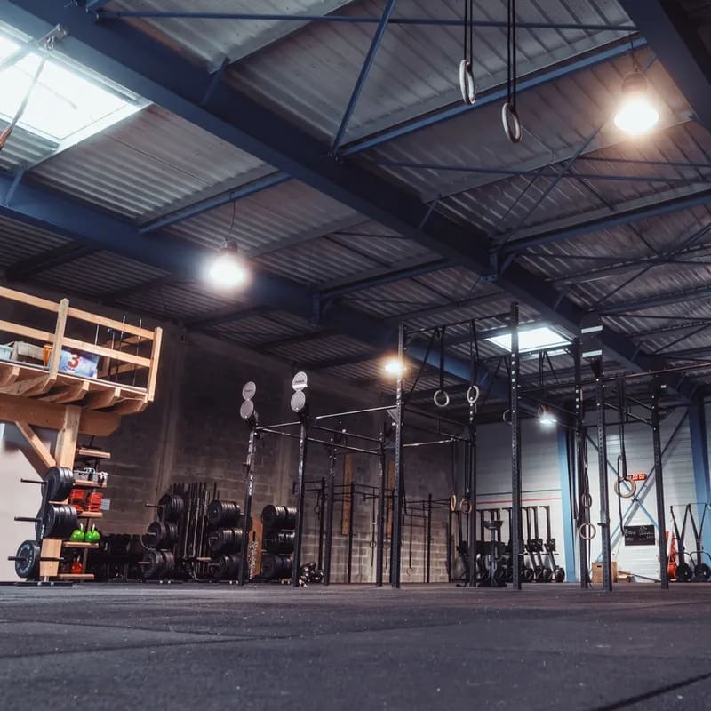 crossfit-happy-hearts-box-2