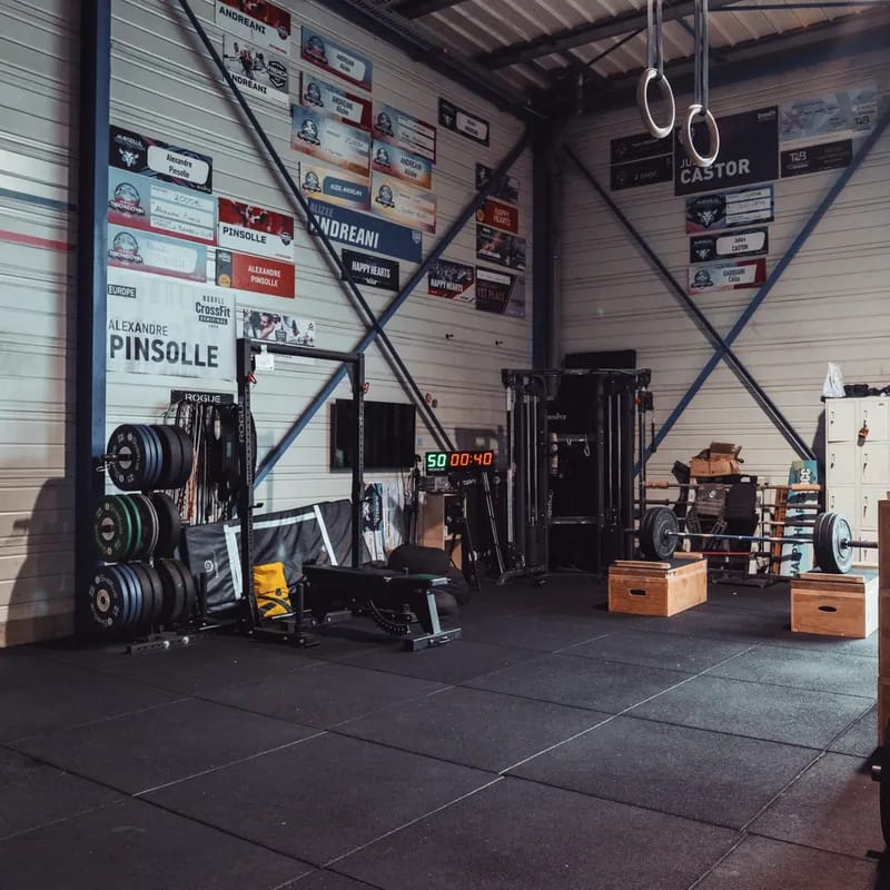 crossfit-happy-hearts-box-5